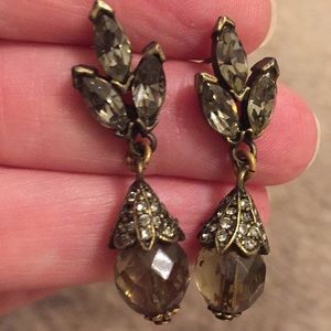 ELEGANT VINTAGE EARINGS